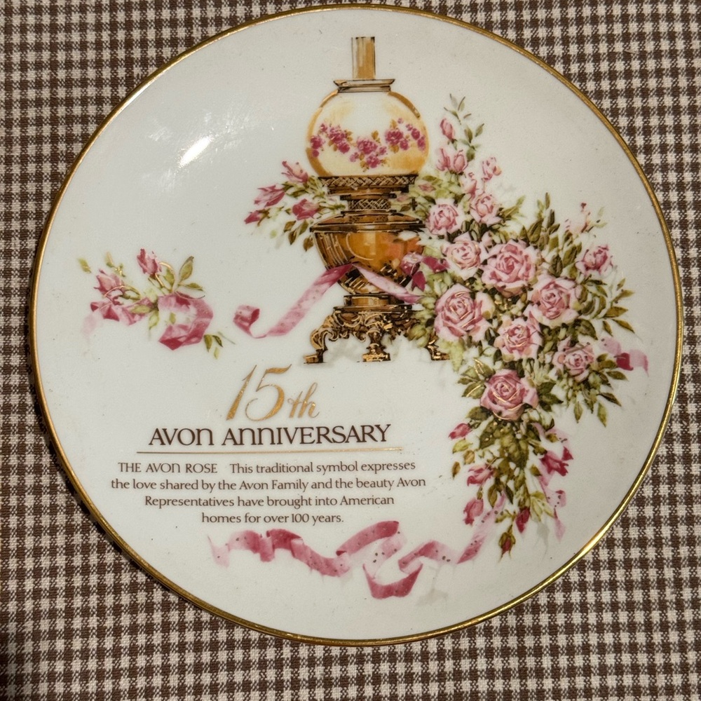 Avon Commemorative 15 year anniversary Plate with Gold Trim